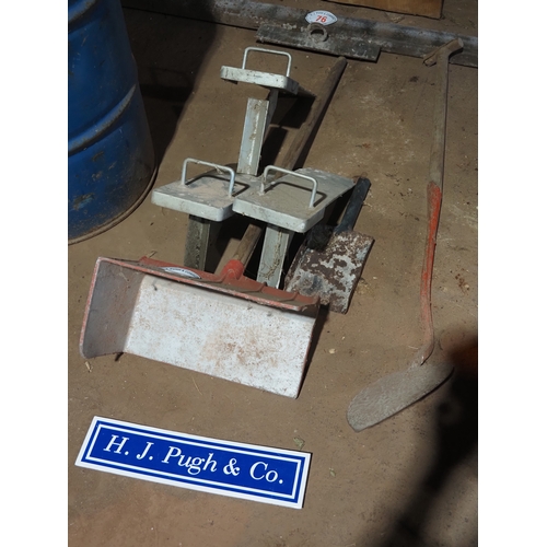 Lot 77        