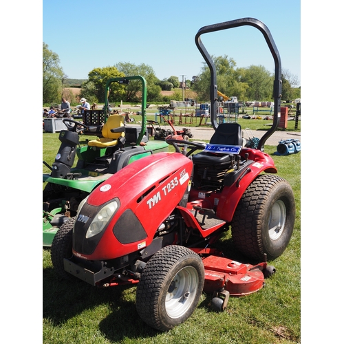 15 - TYM T233 garden tractor mower, 2008 with 5ft mower deck. Showing 610 hours. Rear hydraulics and PTO.... 