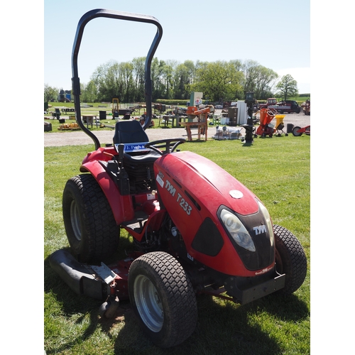 15 - TYM T233 garden tractor mower, 2008 with 5ft mower deck. Showing 610 hours. Rear hydraulics and PTO.... 