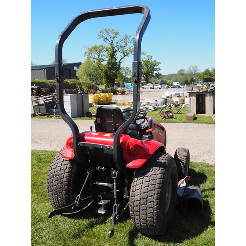 15 - TYM T233 garden tractor mower, 2008 with 5ft mower deck. Showing 610 hours. Rear hydraulics and PTO.... 
