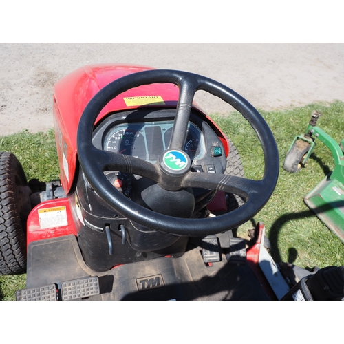 15 - TYM T233 garden tractor mower, 2008 with 5ft mower deck. Showing 610 hours. Rear hydraulics and PTO.... 