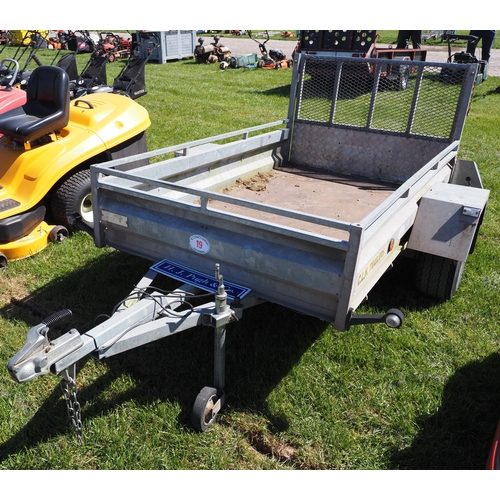 19 - Single axle CLH trailer, 7ft