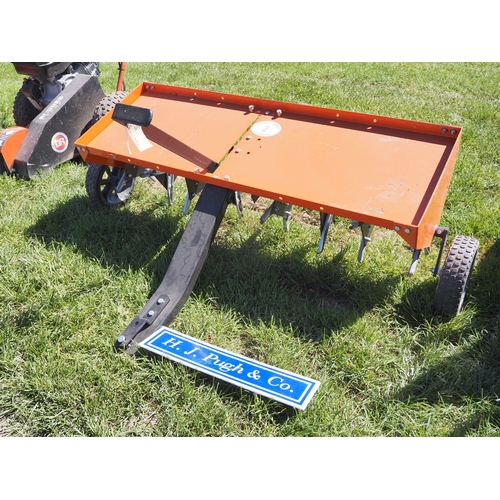 2 - Lawn scarifier