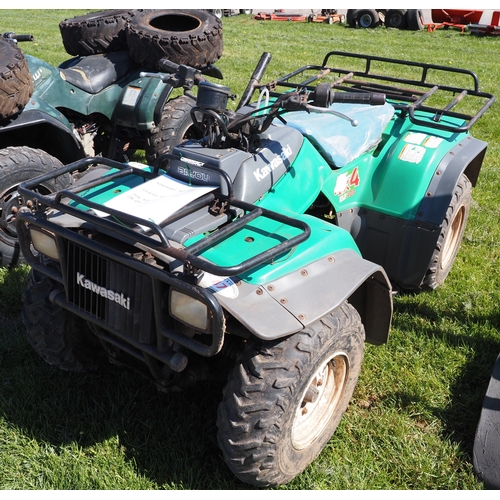 47 - Kawasaki KLF400 quad. New battery. Starts and runs. Key in office