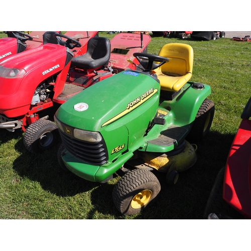 50 - John Deere LT155 ride on mower. Key in office