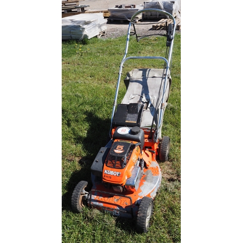 60 - Kubota Pro mower