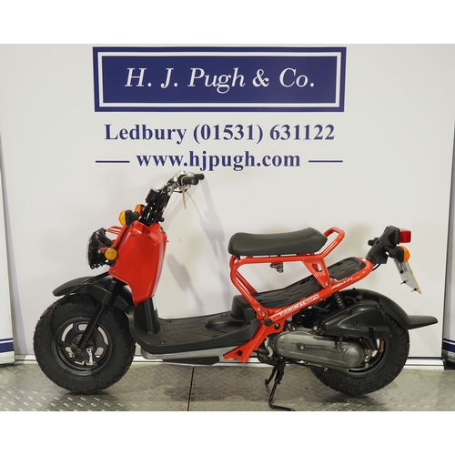 Honda NPS50 Zoomer scooter. 2006. 50cc Frame No. JH2AF66A86K100146