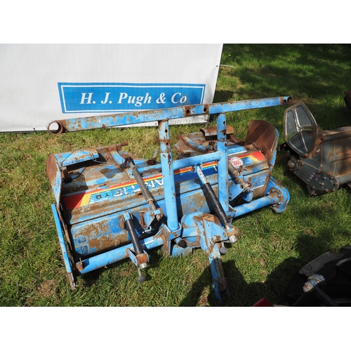 Lot 2005      