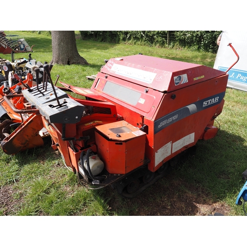 Lot 2006      