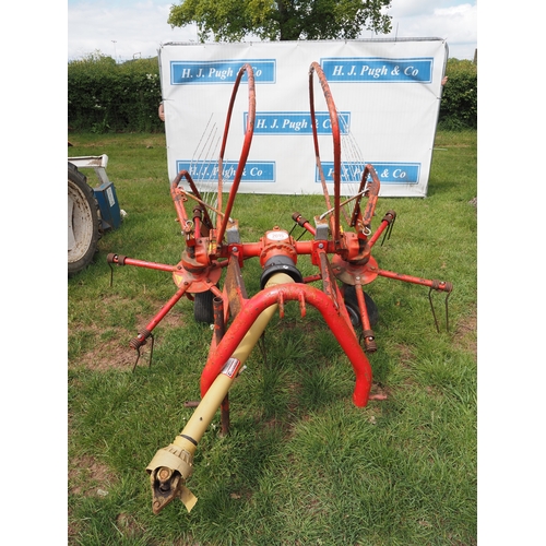 Lot 2015      