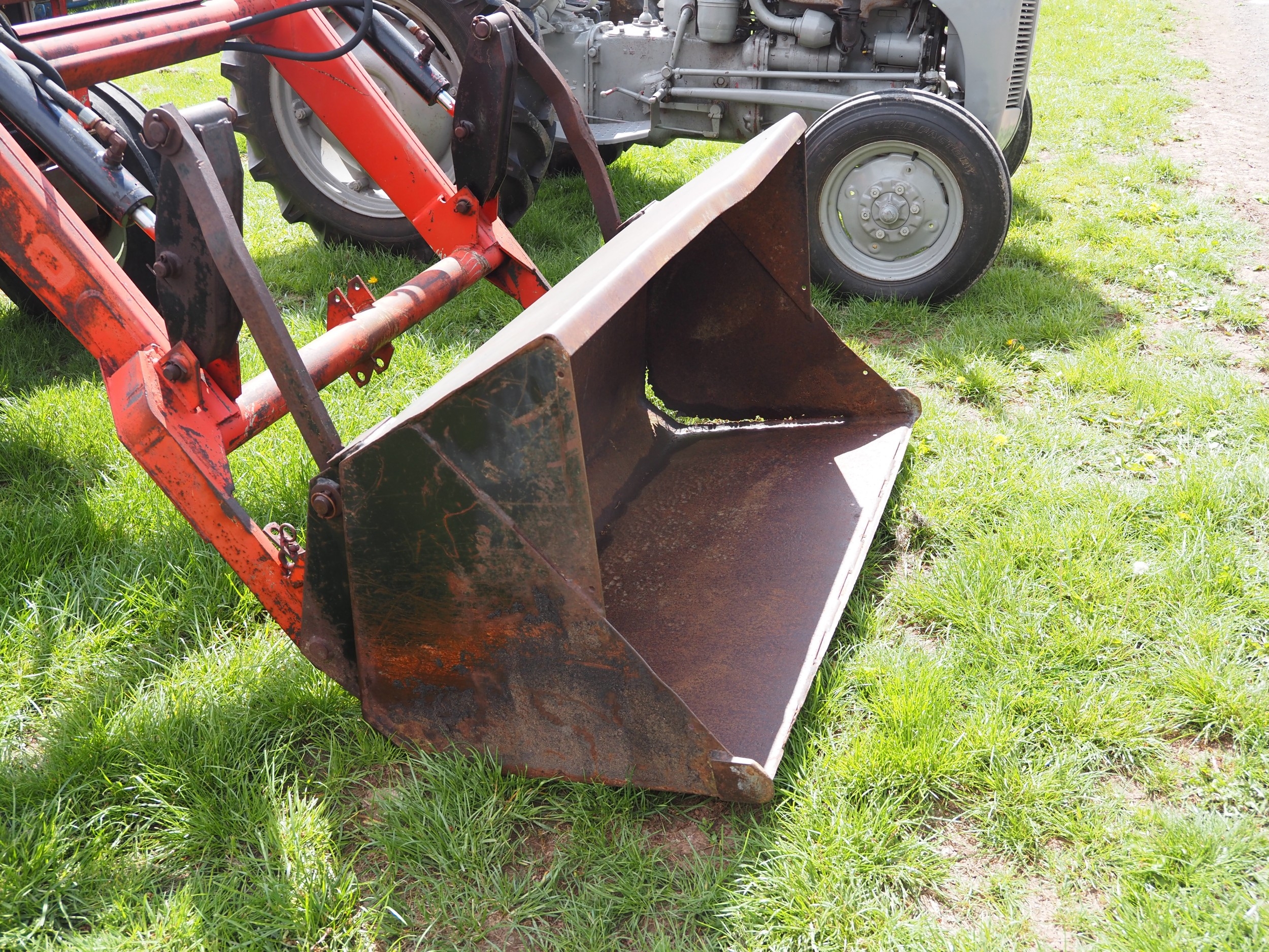 Massey Ferguson 690 tractor with front loader. Runs and drives. Showing ...