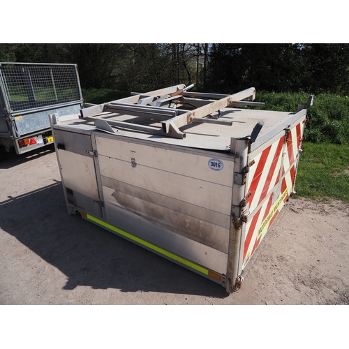 Lot 3015      
