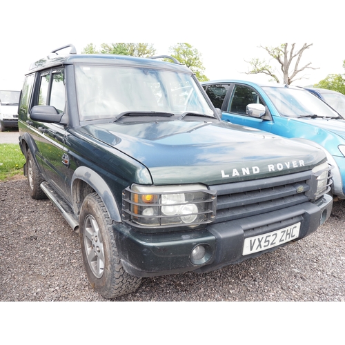 3026 - Land Rover Discovery TD5 auto. Showing 183,184 miles. MOT until 19/11/26. Runs and drives. Reg. VX52... 