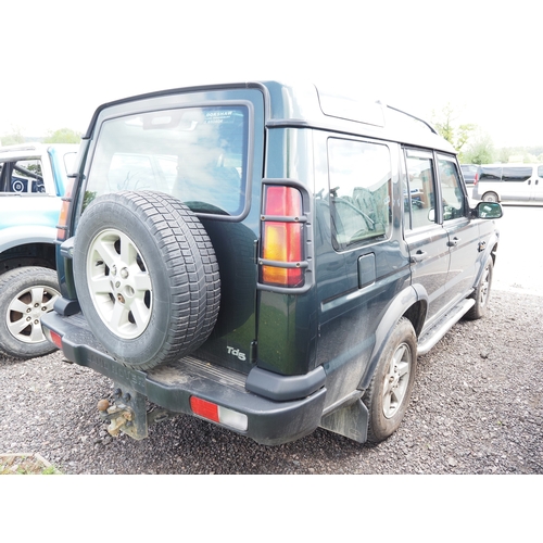 3026 - Land Rover Discovery TD5 auto. Showing 183,184 miles. MOT until 19/11/26. Runs and drives. Reg. VX52... 