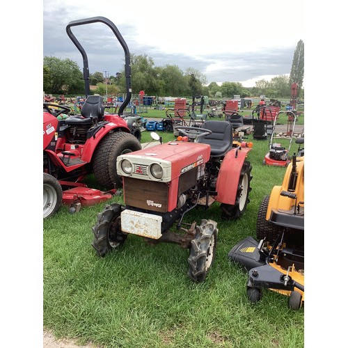 14 - Mitsubushi MT13 4WD compact tractor. Key in office