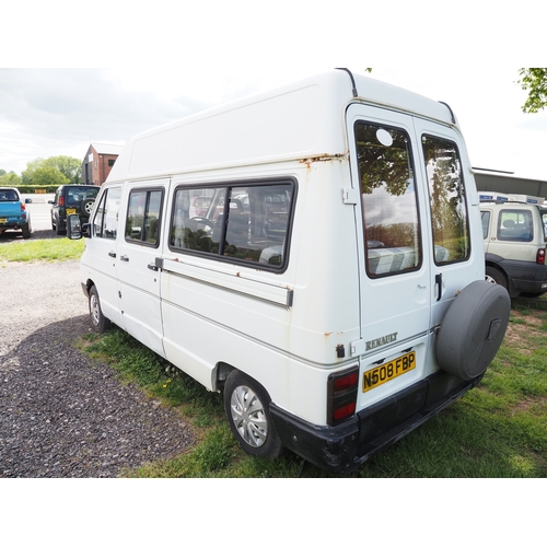 3033 - Renault Traffic T110 LWB campervan. Showing 34,071 miles. No MOT.  Reg. N508 FBP. V5 and key in offi... 