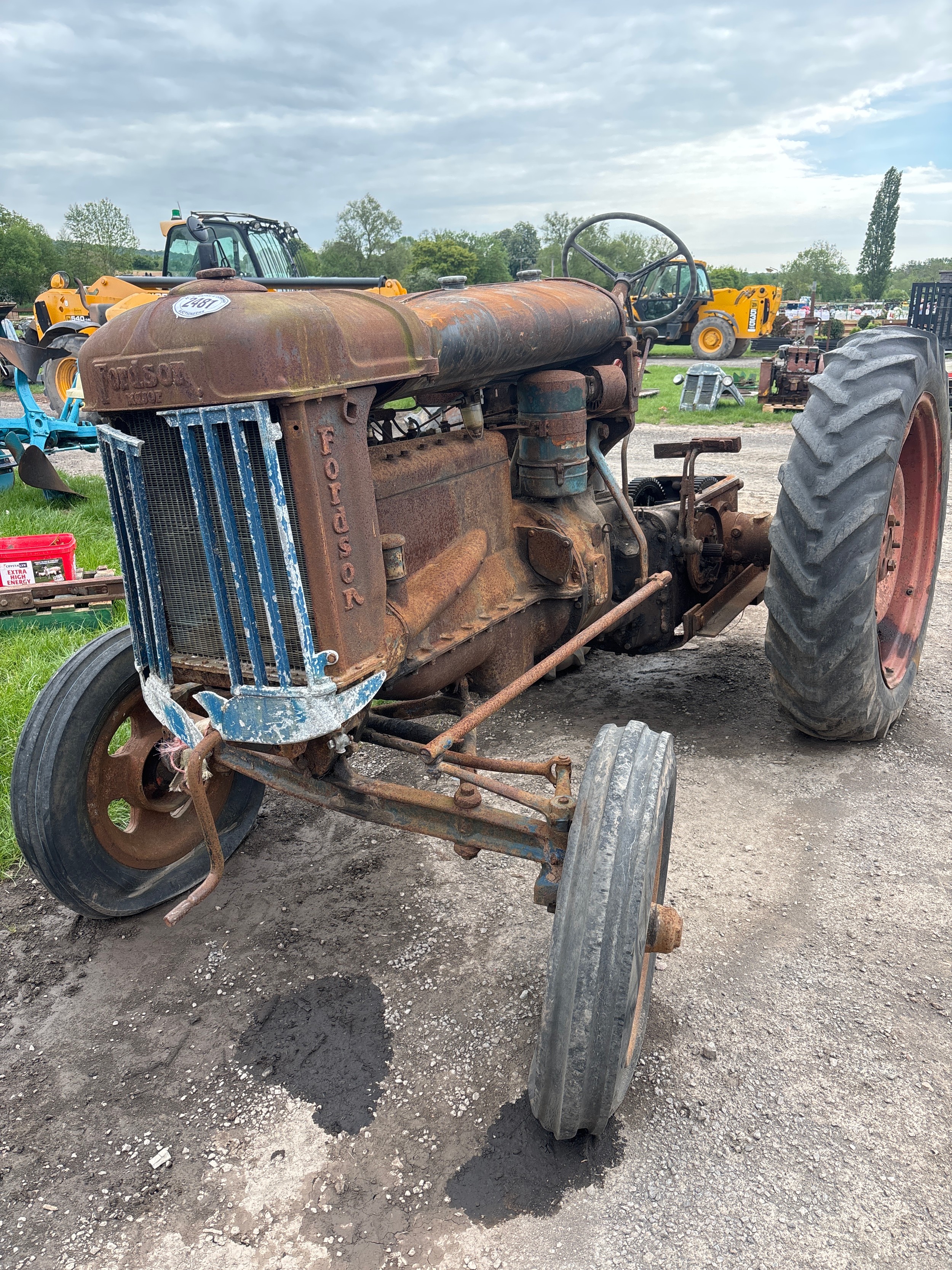 Fordson E27N tractor