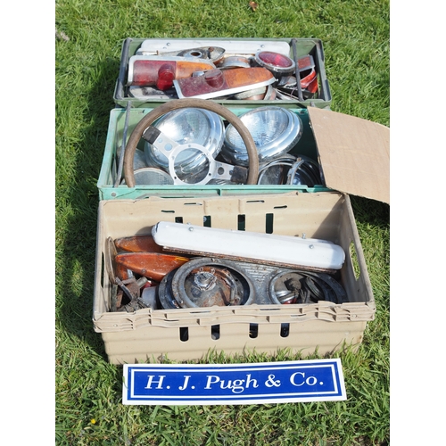 Lot 9         