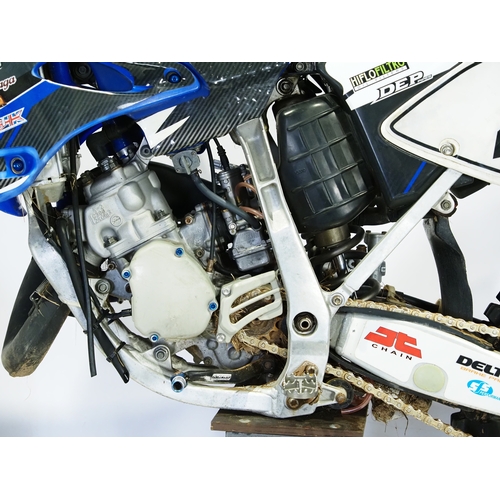 Yamaha YZ125 motocross bike. 125cc Frame No. JYACE16C000000957 Engine ...
