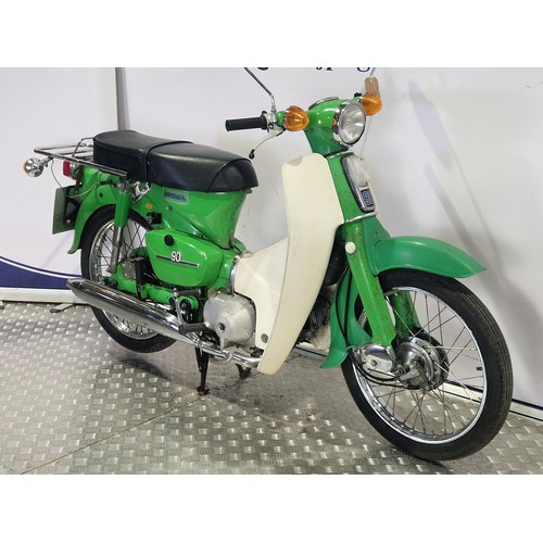 850 - Honda C90 moped. 1978. 90cc
Frame No. C90-5123556
Engine No. C90E-5123463
Runs and rides but has bee... 