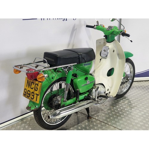 850 - Honda C90 moped. 1978. 90cc
Frame No. C90-5123556
Engine No. C90E-5123463
Runs and rides but has bee... 