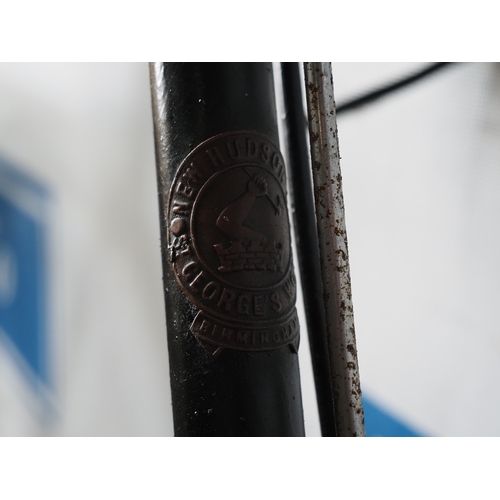1001 - New Hudson gents police bicycle