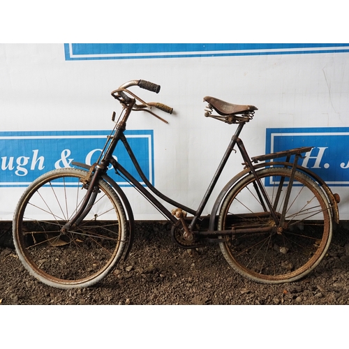 1002 - Elswick mini bicycle with Brooks seat