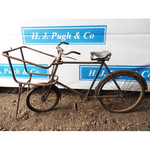 1011 - Hercules butchers bike with Dunlop seat
