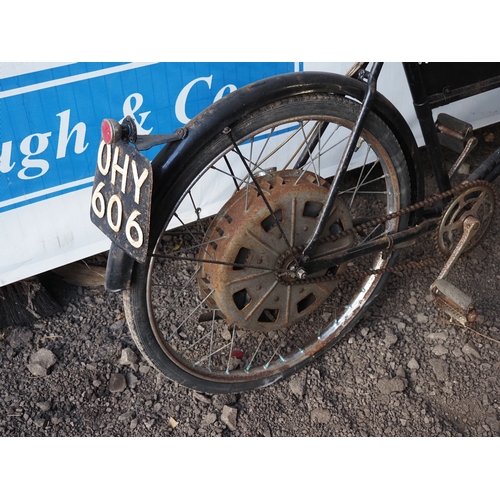 1034 - Raleigh butchers bicycle with Dunlop pump and Cyclemaster engine. Good compression. Reg. OHY 606