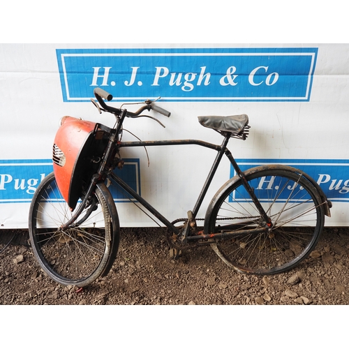 1035 - Vintage gents bicycle with Cymota front engine. No. L005494