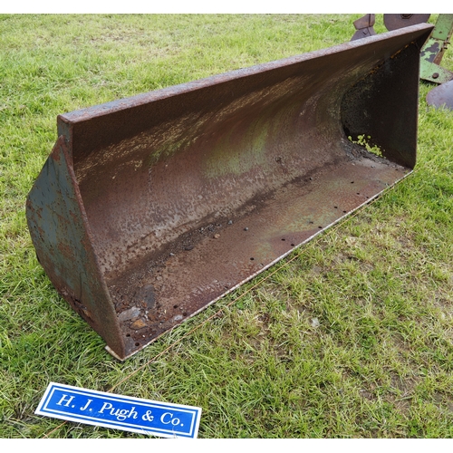 35 - Loader bucket 2.1m