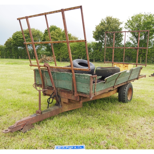 Lot 49        