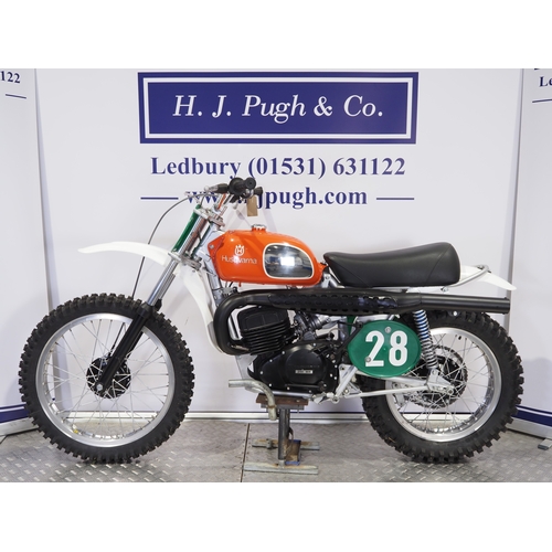 806 - Husqvarna 250 WR motocross bike. 1974. 250cc
Frame No. MK12412
Engine No. 2037 0724
Engine turns ove... 