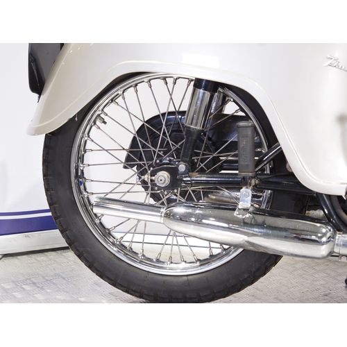 808 - Triumph 6T Thunderbird motorcycle. 1961. 650cc
Frame No. 6T 16659
Engine No. 6T 16659
Engine runs. T... 