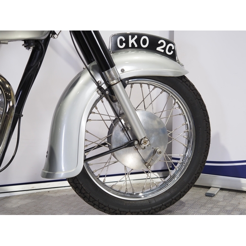 809 - Triumph 6T Thunderbird motorcycle. 1965. 649cc
Frame No. 6TDU6495
Engine No. 6TDU6495C
Engine runs. ... 