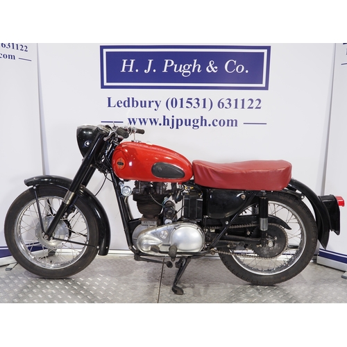 810 - Ariel Red Hunter motorcycle. 1957. 350cc
Frame No. CAPR 10967
Engine No. AMA4047
Engine turns over w... 