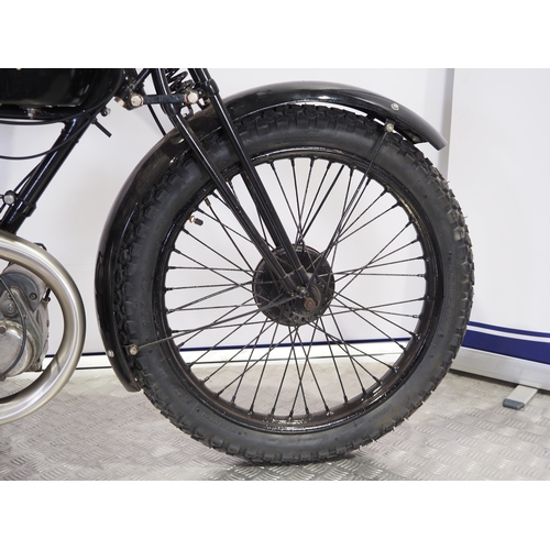 811 - AJS 250 motorcycle. 1930. 250cc
Frame No. 135837
Engine No. 135837
Engine turns over with compressio... 