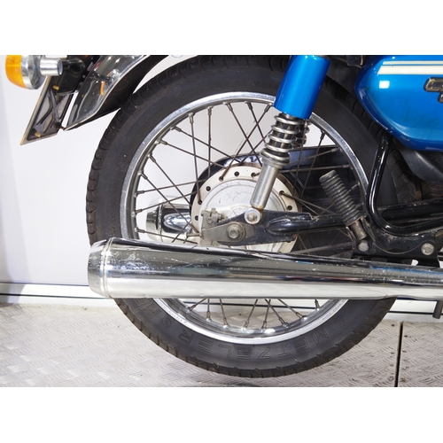 812 - Honda CD200 Benly motorcycle. 1981. 194cc
Frame No. MA012007539
Engine No. MA01E-2013681
Runs and ri... 