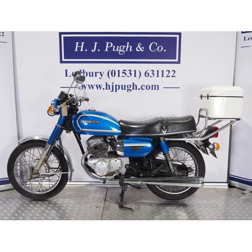 812 - Honda CD200 Benly motorcycle. 1981. 194cc
Frame No. MA012007539
Engine No. MA01E-2013681
Runs and ri... 