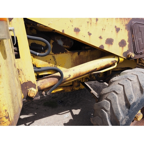 JCB 3D mk11 Digger with front bucket, rear grader bucket and 2ft, Reg ...
