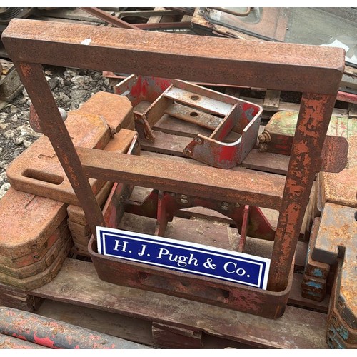 24B - Massey Ferguson 165 weight frame