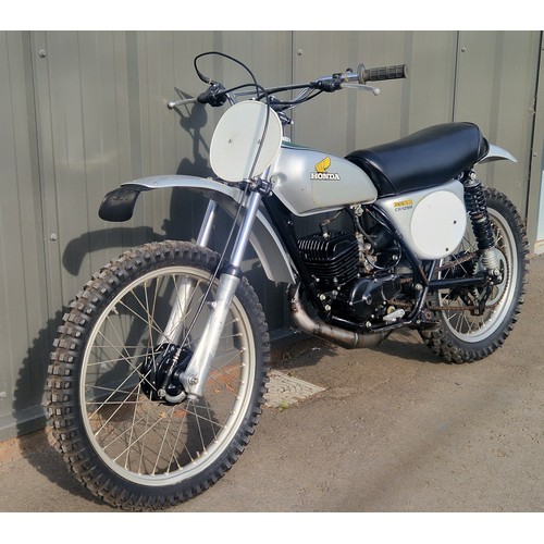 851 - Honda CR125M Elsinore motorcycle. 1973. 125cc Frame No. CR125M-2009275 Engine No. CR125ME-2009354 En... 