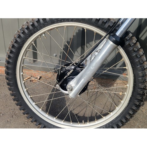 851 - Honda CR125M Elsinore motorcycle. 1973. 125cc Frame No. CR125M-2009275 Engine No. CR125ME-2009354 En... 