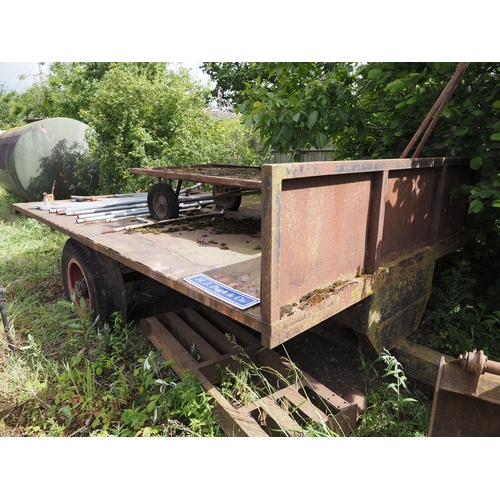 Lot 21        