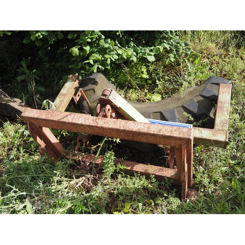 Lot 2         
