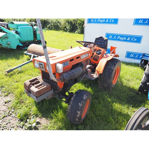 Lot 2027      