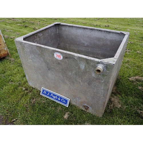 Lot 769       