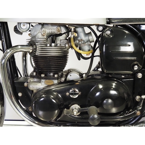 846 - Norton 650SS motorcycle. 1962. 650cc
Frame No. 18/103838
Engine No. 18/103838
Part of a private coll... 