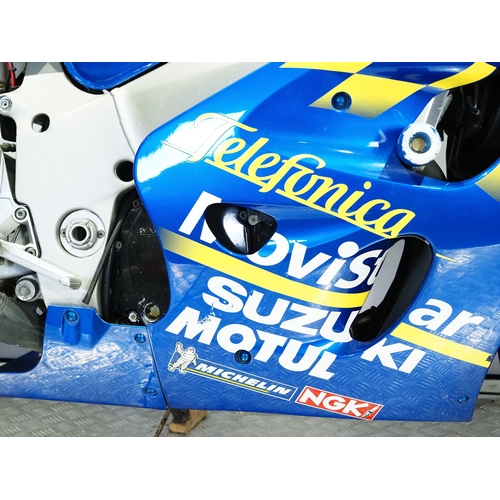 827 - Suzuki GSXR750 motorcycle. 1999. 749cc
Frame No. JS1GR7DA000513993
Runs and rides. MOT expired on 25... 