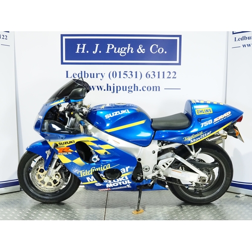 827 - Suzuki GSXR750 motorcycle. 1999. 749cc
Frame No. JS1GR7DA000513993
Runs and rides. MOT expired on 25... 